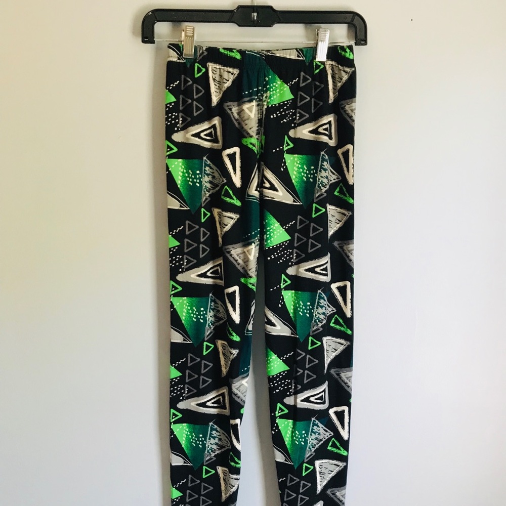 Green and Black Geometric shape Leggings